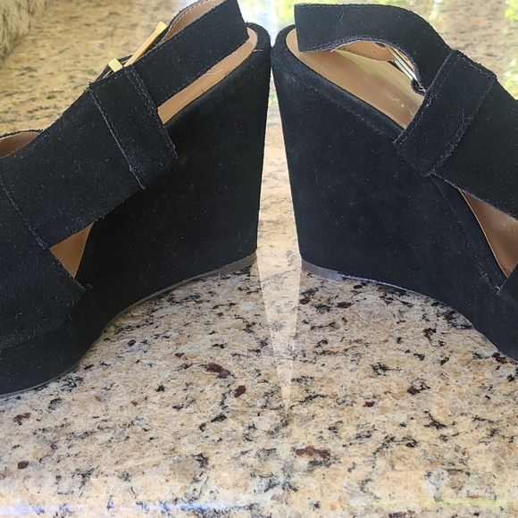 EUC Black suede wedge sandals - Picture 8 of 11